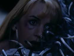 extant_XenaWarriorPrincess_4x03_AFamilyAffair_03457