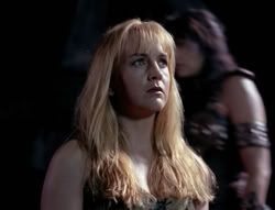extant_XenaWarriorPrincess_4x03_AFamilyAffair_03525