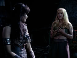 extant_XenaWarriorPrincess_4x03_AFamilyAffair_03563