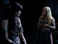 extant_XenaWarriorPrincess_4x03_AFamilyAffair_03564