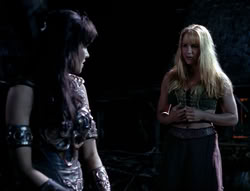extant_XenaWarriorPrincess_4x03_AFamilyAffair_03571