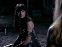 extant_XenaWarriorPrincess_4x03_AFamilyAffair_03585