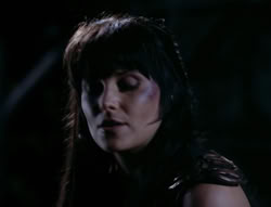 extant_XenaWarriorPrincess_4x03_AFamilyAffair_03598