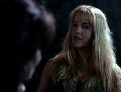 extant_XenaWarriorPrincess_4x03_AFamilyAffair_03605