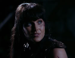 extant_XenaWarriorPrincess_4x03_AFamilyAffair_03613