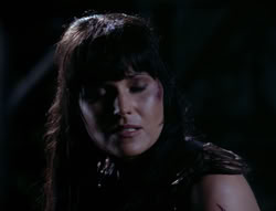 extant_XenaWarriorPrincess_4x03_AFamilyAffair_03630