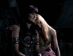 extant_XenaWarriorPrincess_4x03_AFamilyAffair_03648