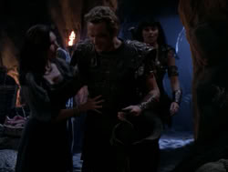 extant_XenaWarriorPrincess_4x05-AGoodDay_01780