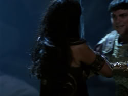 extant_XenaWarriorPrincess_4x05-AGoodDay_02514