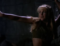 extant_XenaWarriorPrincess_4x06-ATaleOfTwoMuses_0854