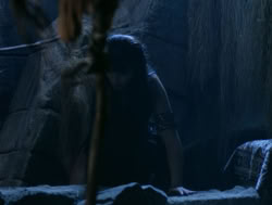extant_XenaWarriorPrincess_4x06-ATaleOfTwoMuses_0866