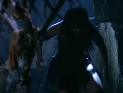 extant_XenaWarriorPrincess_4x06-ATaleOfTwoMuses_0869