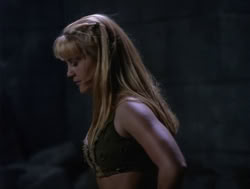 extant_XenaWarriorPrincess_4x06-ATaleOfTwoMuses_0899