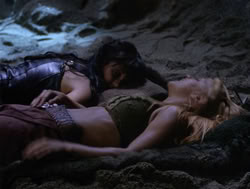 extant_XenaWarriorPrincess_4x06-ATaleOfTwoMuses_0922