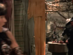 extant_XenaWarriorPrincess_4x06-ATaleOfTwoMuses_1625