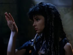 extant_XenaWarriorPrincess_4x06-ATaleOfTwoMuses_1785