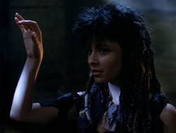 extant_XenaWarriorPrincess_4x06-ATaleOfTwoMuses_1795