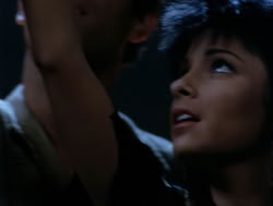 extant_XenaWarriorPrincess_4x06-ATaleOfTwoMuses_1925