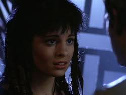 extant_XenaWarriorPrincess_4x06-ATaleOfTwoMuses_1974