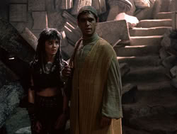 extant_XenaWarriorPrincess_4x06-ATaleOfTwoMuses_2064