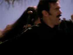 extant_XenaWarriorPrincess_4x06-ATaleOfTwoMuses_3275