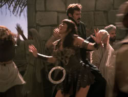 extant_XenaWarriorPrincess_4x06-ATaleOfTwoMuses_3328