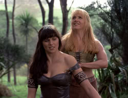 extant_XenaWarriorPrincess_4x07-LockedUpAndTiedDown_0032