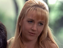 extant_XenaWarriorPrincess_4x07-LockedUpAndTiedDown_0059