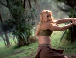 extant_XenaWarriorPrincess_4x07-LockedUpAndTiedDown_0099