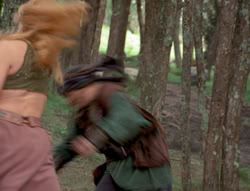 extant_XenaWarriorPrincess_4x07-LockedUpAndTiedDown_0101