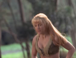 extant_XenaWarriorPrincess_4x07-LockedUpAndTiedDown_0117