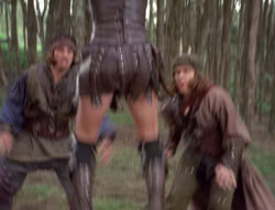 extant_XenaWarriorPrincess_4x07-LockedUpAndTiedDown_0125