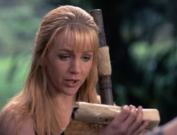 extant_XenaWarriorPrincess_4x07-LockedUpAndTiedDown_0152