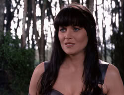 extant_XenaWarriorPrincess_4x07-LockedUpAndTiedDown_0227