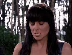 extant_XenaWarriorPrincess_4x07-LockedUpAndTiedDown_0241