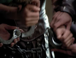 extant_XenaWarriorPrincess_4x07-LockedUpAndTiedDown_0294