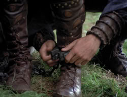 extant_XenaWarriorPrincess_4x07-LockedUpAndTiedDown_0298