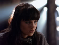 extant_XenaWarriorPrincess_4x07-LockedUpAndTiedDown_0367
