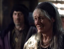 extant_XenaWarriorPrincess_4x07-LockedUpAndTiedDown_0403
