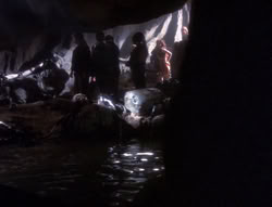 extant_XenaWarriorPrincess_4x07-LockedUpAndTiedDown_0433