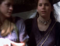 extant_XenaWarriorPrincess_4x07-LockedUpAndTiedDown_0439