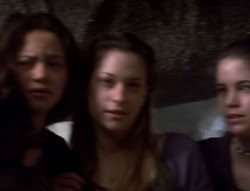 extant_XenaWarriorPrincess_4x07-LockedUpAndTiedDown_0440