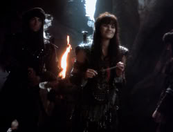 extant_XenaWarriorPrincess_4x07-LockedUpAndTiedDown_0447