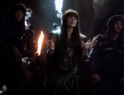 extant_XenaWarriorPrincess_4x07-LockedUpAndTiedDown_0449
