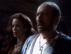 extant_XenaWarriorPrincess_4x07-LockedUpAndTiedDown_0451