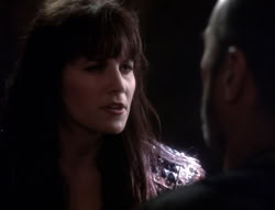 extant_XenaWarriorPrincess_4x07-LockedUpAndTiedDown_0511