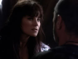 extant_XenaWarriorPrincess_4x07-LockedUpAndTiedDown_0521