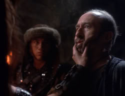 extant_XenaWarriorPrincess_4x07-LockedUpAndTiedDown_0555