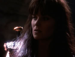 extant_XenaWarriorPrincess_4x07-LockedUpAndTiedDown_0580