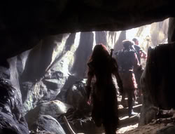 extant_XenaWarriorPrincess_4x07-LockedUpAndTiedDown_0585